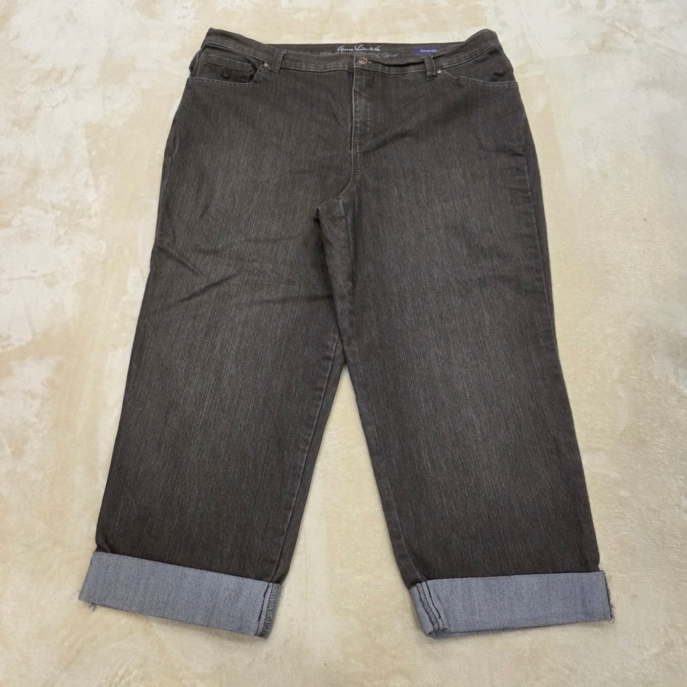 Gloria Vanderbilt Amanda Capri Jeans Size 16 Dark Wash Slimming Cuffed Denim